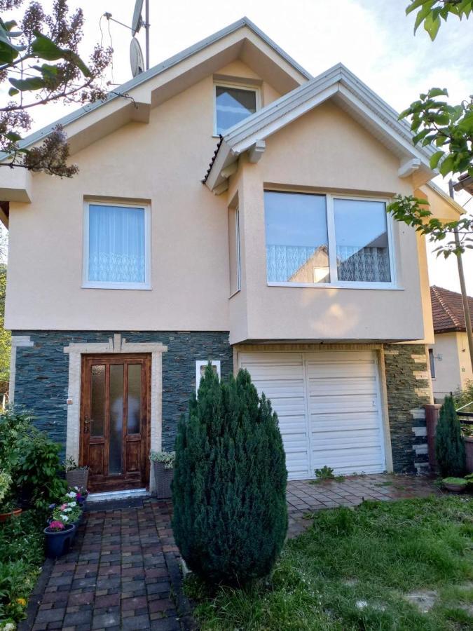 Vacation Home "Cehic" Kulen Vakuf Luaran gambar
